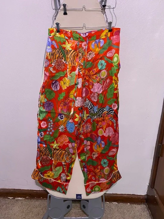 Karen Mabon Silk Tiger Bouquet Pajama Set Medium - Picture 7 of 10